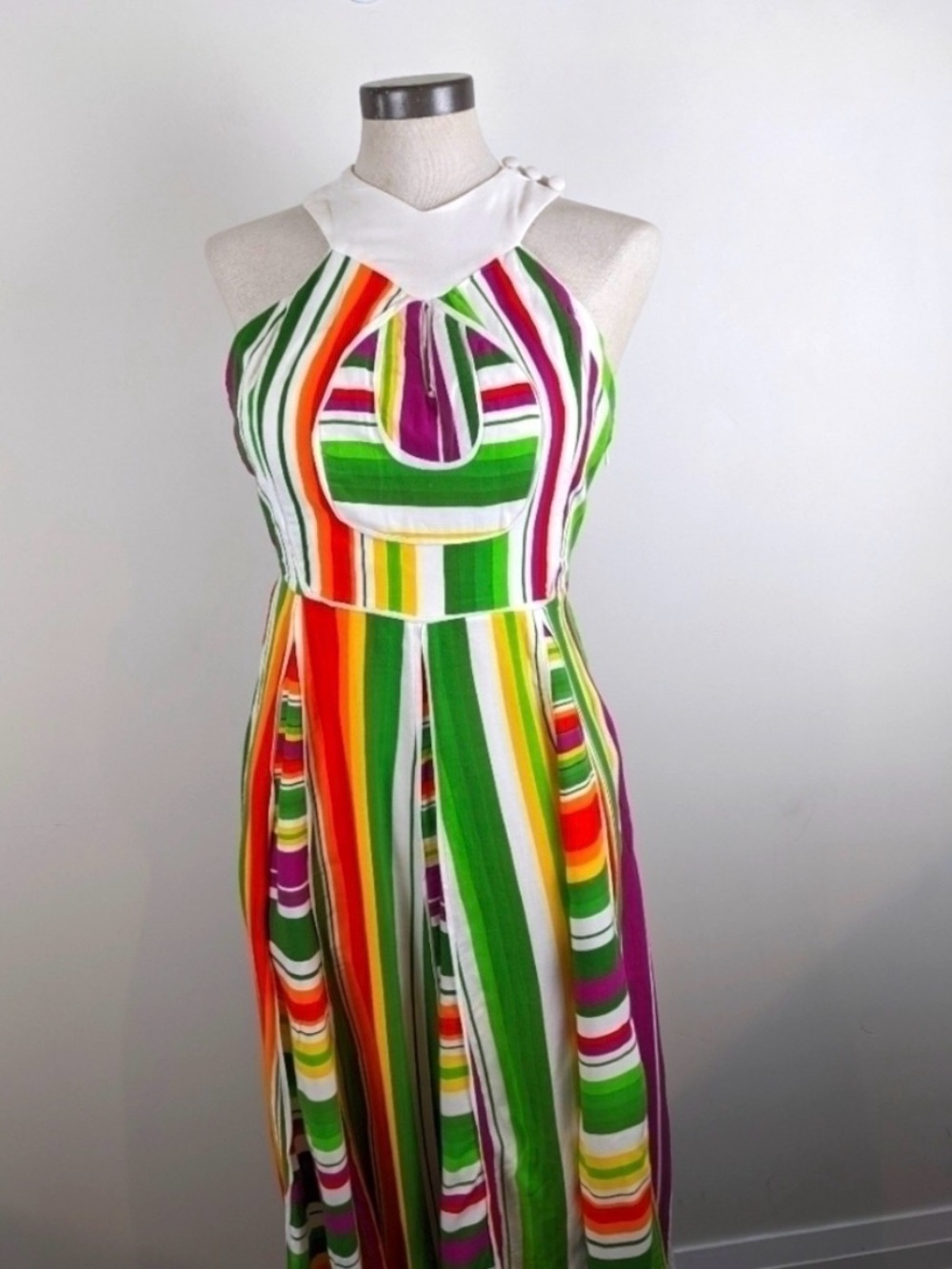 🌈 Farm Rio Rainbow Maxi Halter Dress - Eclectic & Cotton - Picture 7 of 13